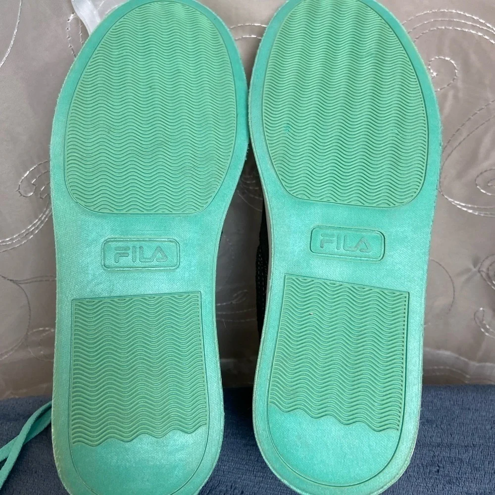 Fila High Top Women’s Sneaker NWOT , 5